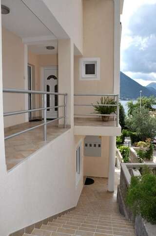 Апартаменты Apartments Ivardić Котор Апартаменты с 1 спальней и балконом с видом на море-6